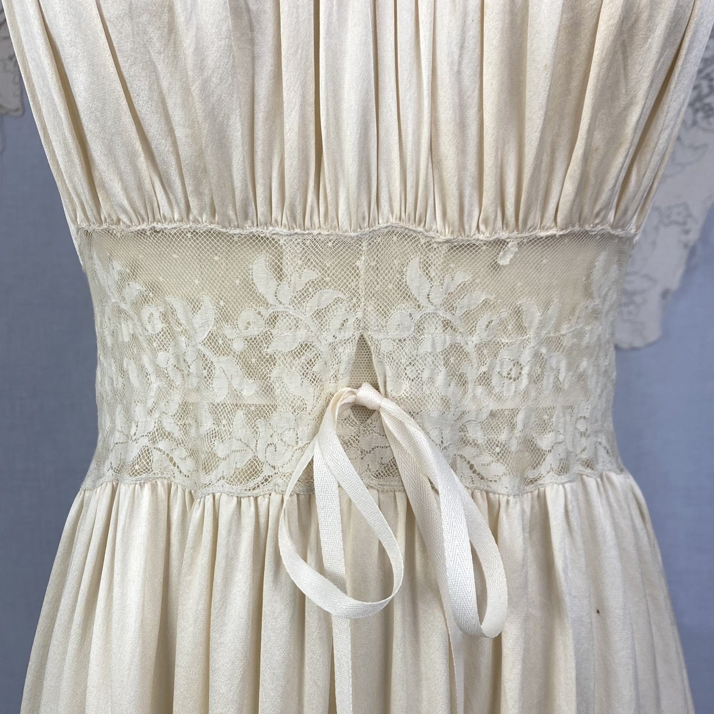 Vintage 1930's Nightgown | Ivory Pearl Silk with Swiss Dot Ruffled Lace | Size XS, S | Levy's Ladies Toggery - Daggers & Dames