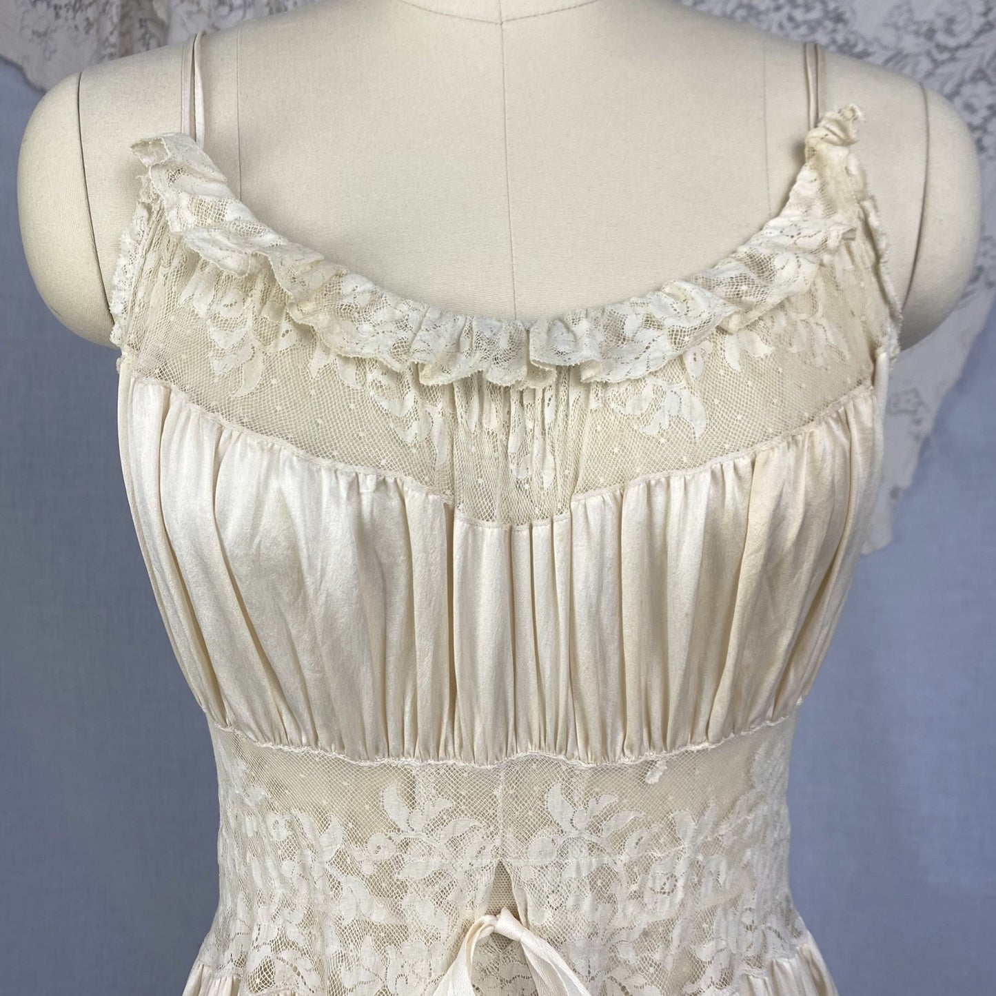 Vintage 1930's Nightgown | Ivory Pearl Silk with Swiss Dot Ruffled Lace | Size XS, S | Levy's Ladies Toggery - Daggers & Dames