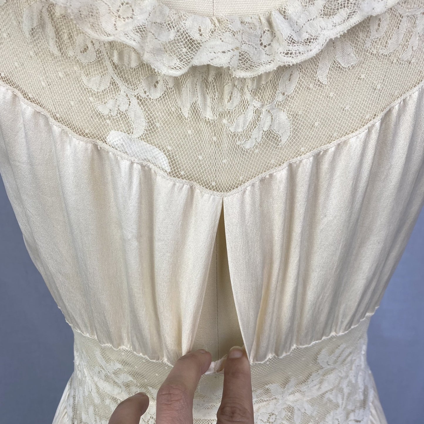 Vintage 1930's Nightgown | Ivory Pearl Silk with Swiss Dot Ruffled Lace | Size XS, S | Levy's Ladies Toggery - Daggers & Dames