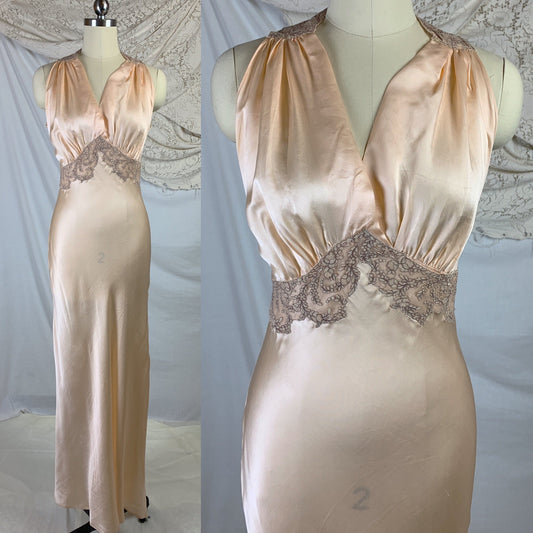 Vintage 1930's Nightgown | Peach Silk with Embroidered Alençon Lace & Side Slit | Radelle -Never Worn | Size XS - Daggers & Dames