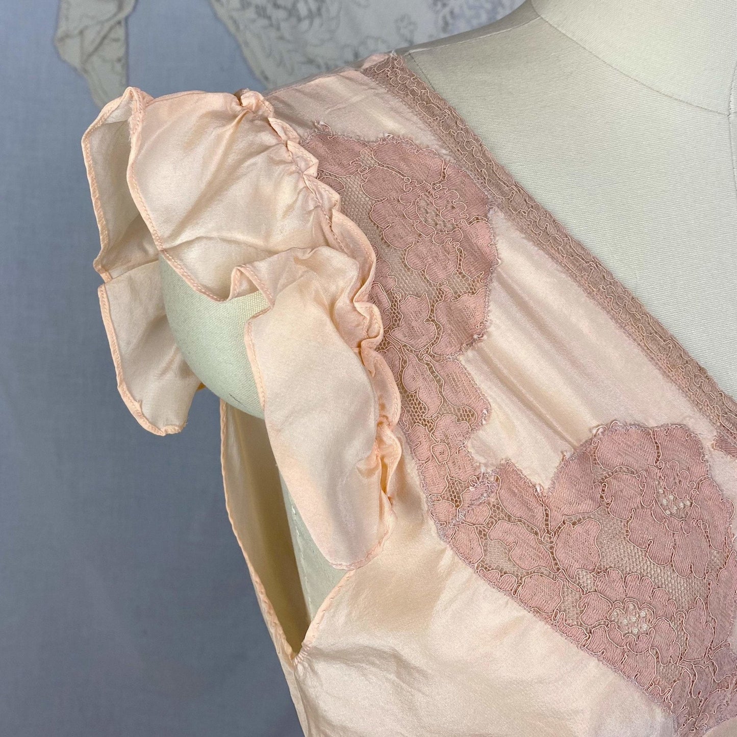 Vintage 1930's Nightgown | Peachy Pink Silk with Blush Lace | Size M, LG - Daggers & Dames