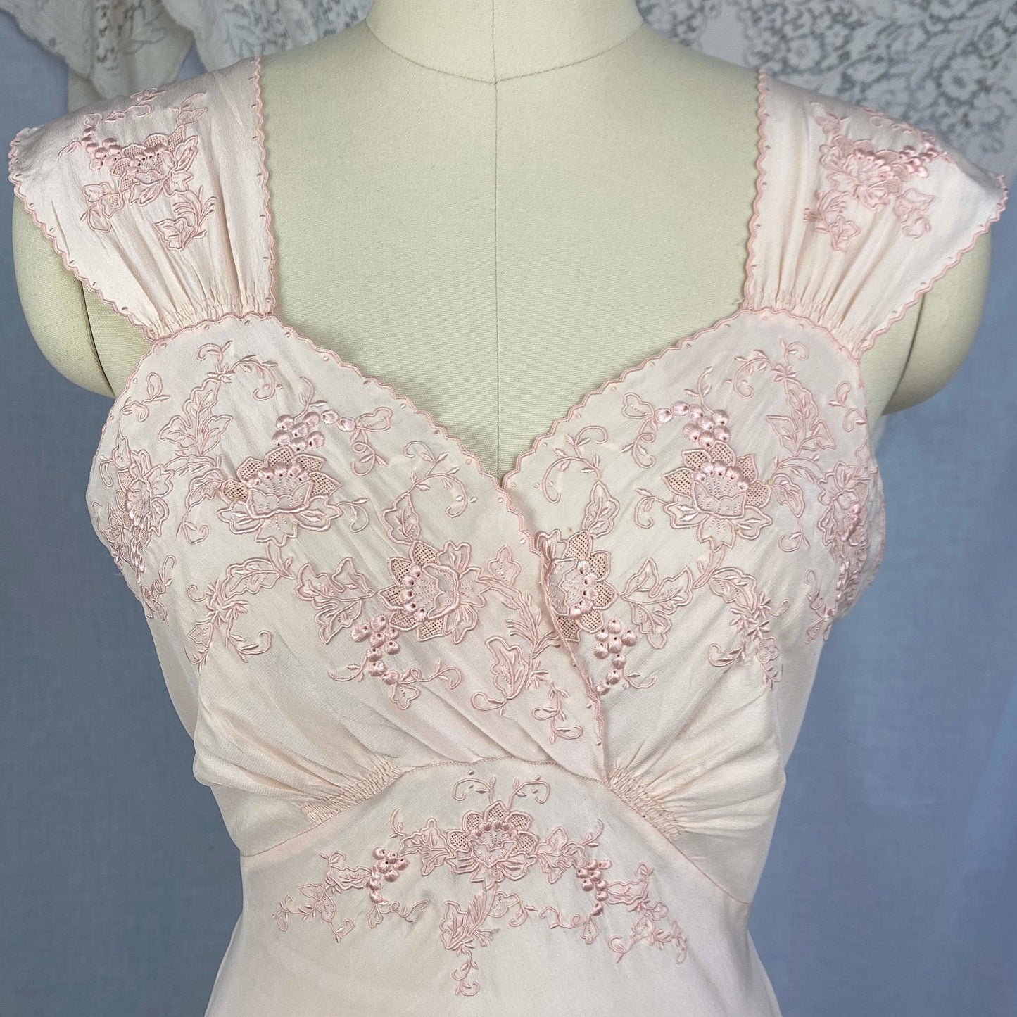 Vintage 1930's Nightgown | Powder Pink Silk with Heavy Embroidery & Scalloped Hem | Size M, LG - Daggers & Dames