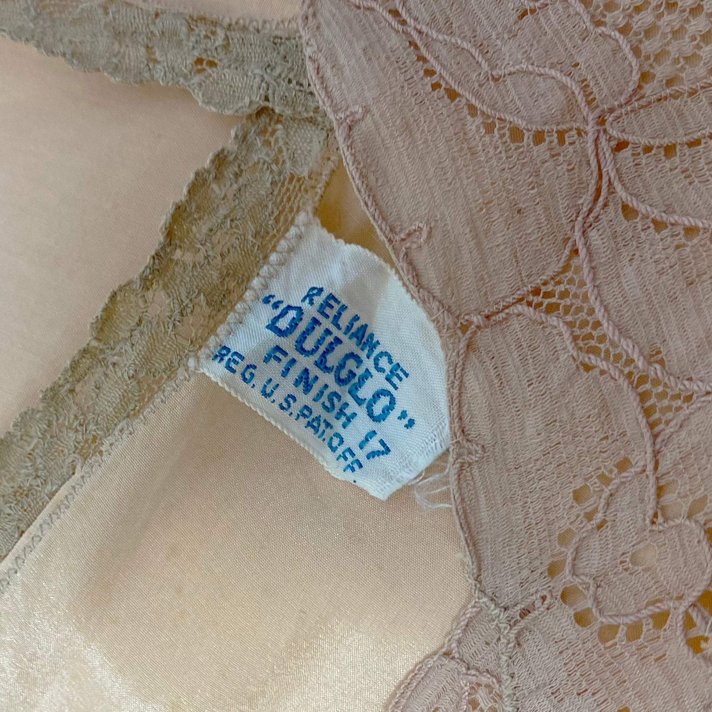 Vintage 1930's Nightgown | Rich Peach Silk with Deep Nude Lace & Silk Rosettes | Size LG | Reliance - Daggers & Dames