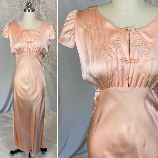 Vintage 1930's Nightgown | Rose Gold Peach Silk with Sky Blue Edging & Trapunto Floral Embroidery | Size S, M - Daggers & Dames