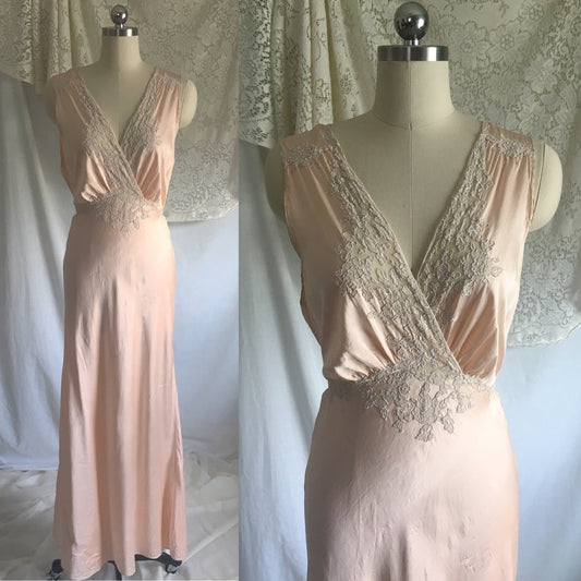 Vintage 1930's Nightgown | Rose Gold Silk with Embroidered Lace Tulle | Size M, LG - Daggers & Dames