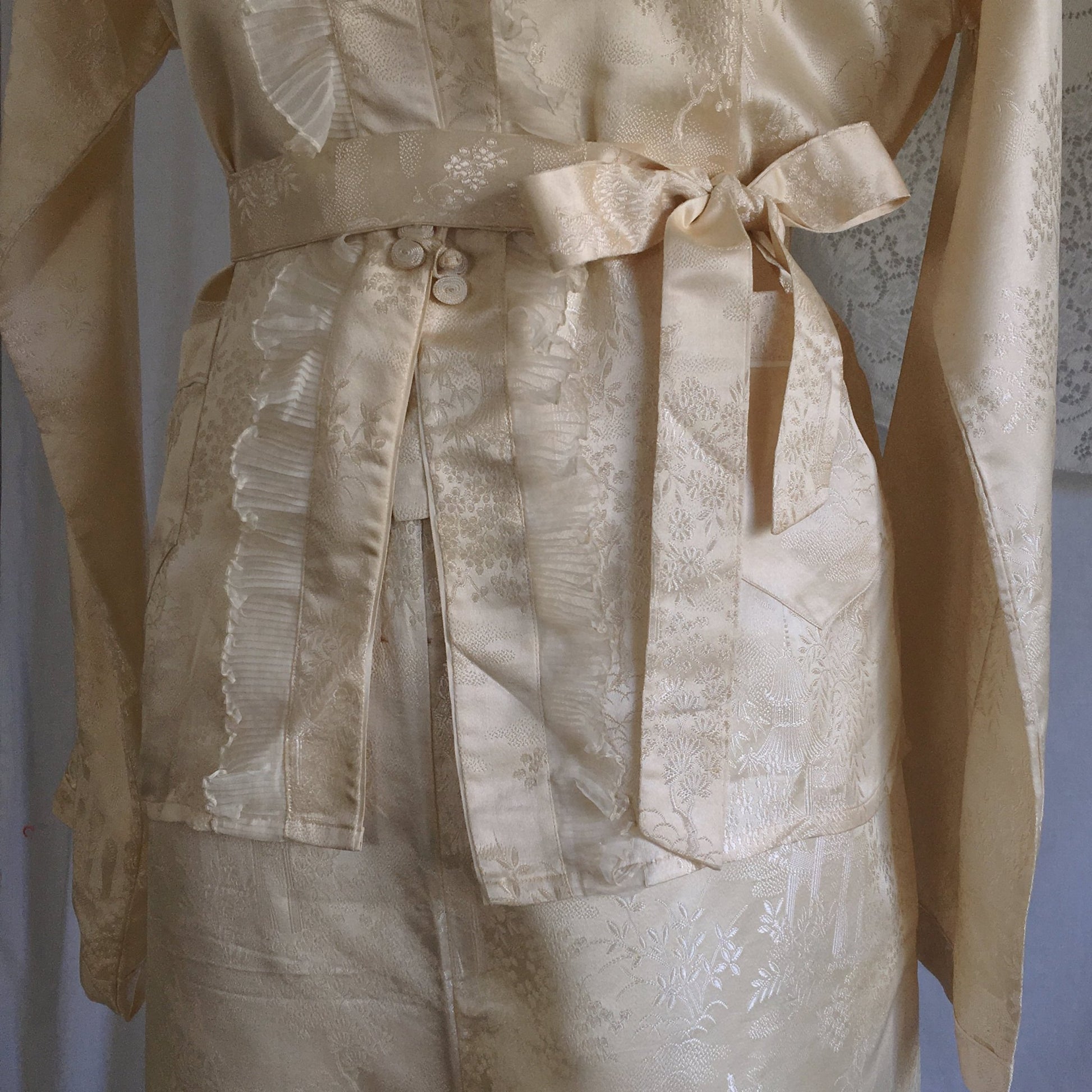 Vintage 1930's Pajama Set | Champagne Silk Damask with Mandarin Collar & Chiffon Ruffles | Size M, LG - Daggers & Dames