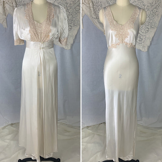Vintage 1930's Peignoir Set | Pearly White Rayon Satin with Nude Lace | Size XS - Daggers & Dames