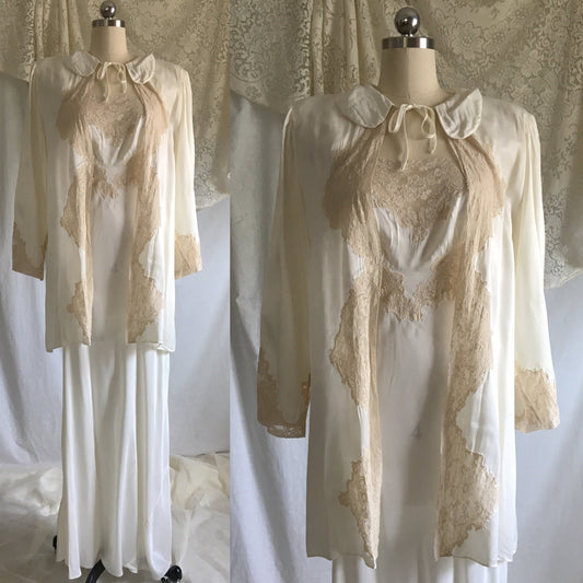Vintage 1930's Peignoir Set | Snow White Rayon Satin with Alençon Lace | Marfay, New York | Size S, M - Daggers & Dames