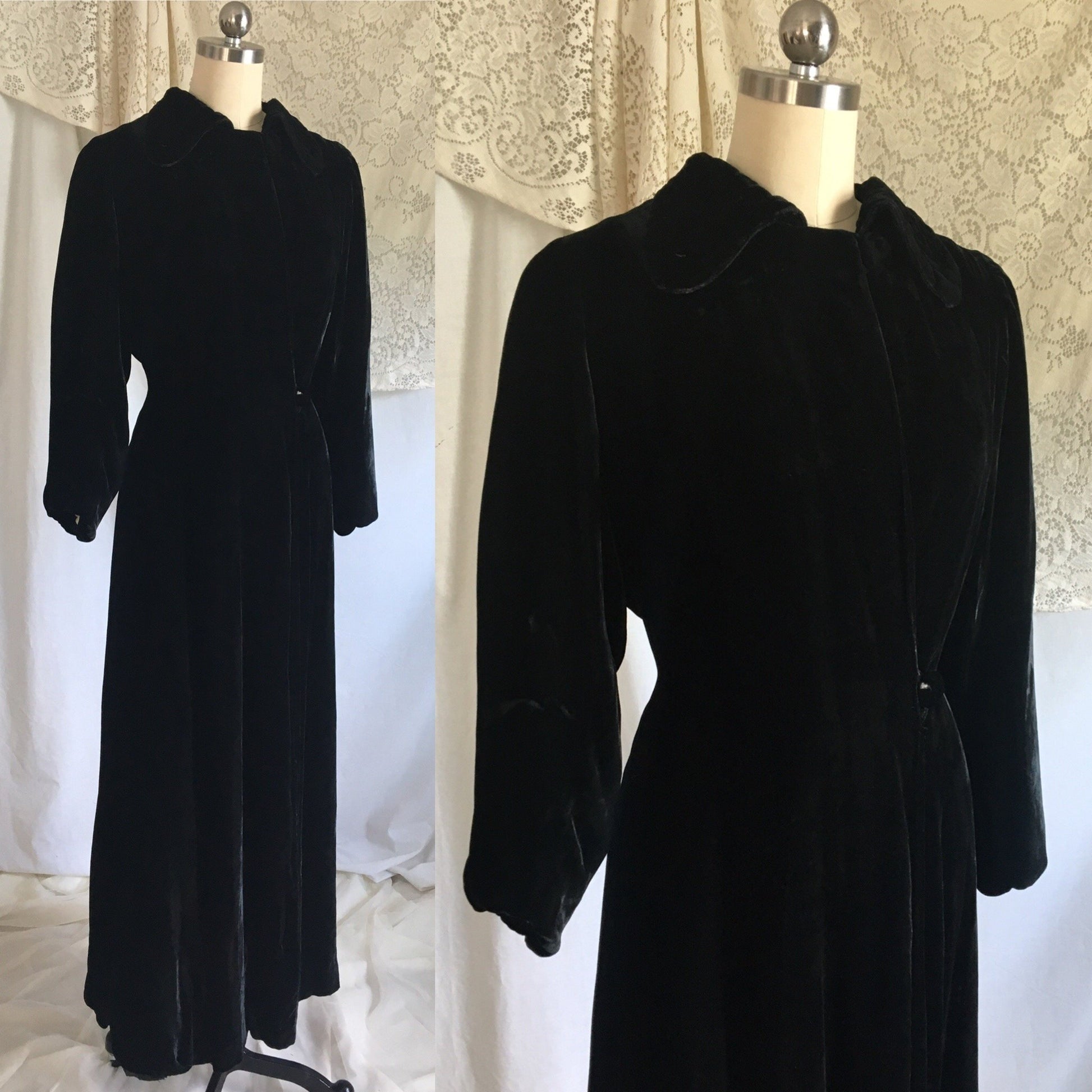 Vintage 1930's Robe | Black Silk Velvet with Champagne Rayon Satin Lining | Size M, LG - Daggers & Dames