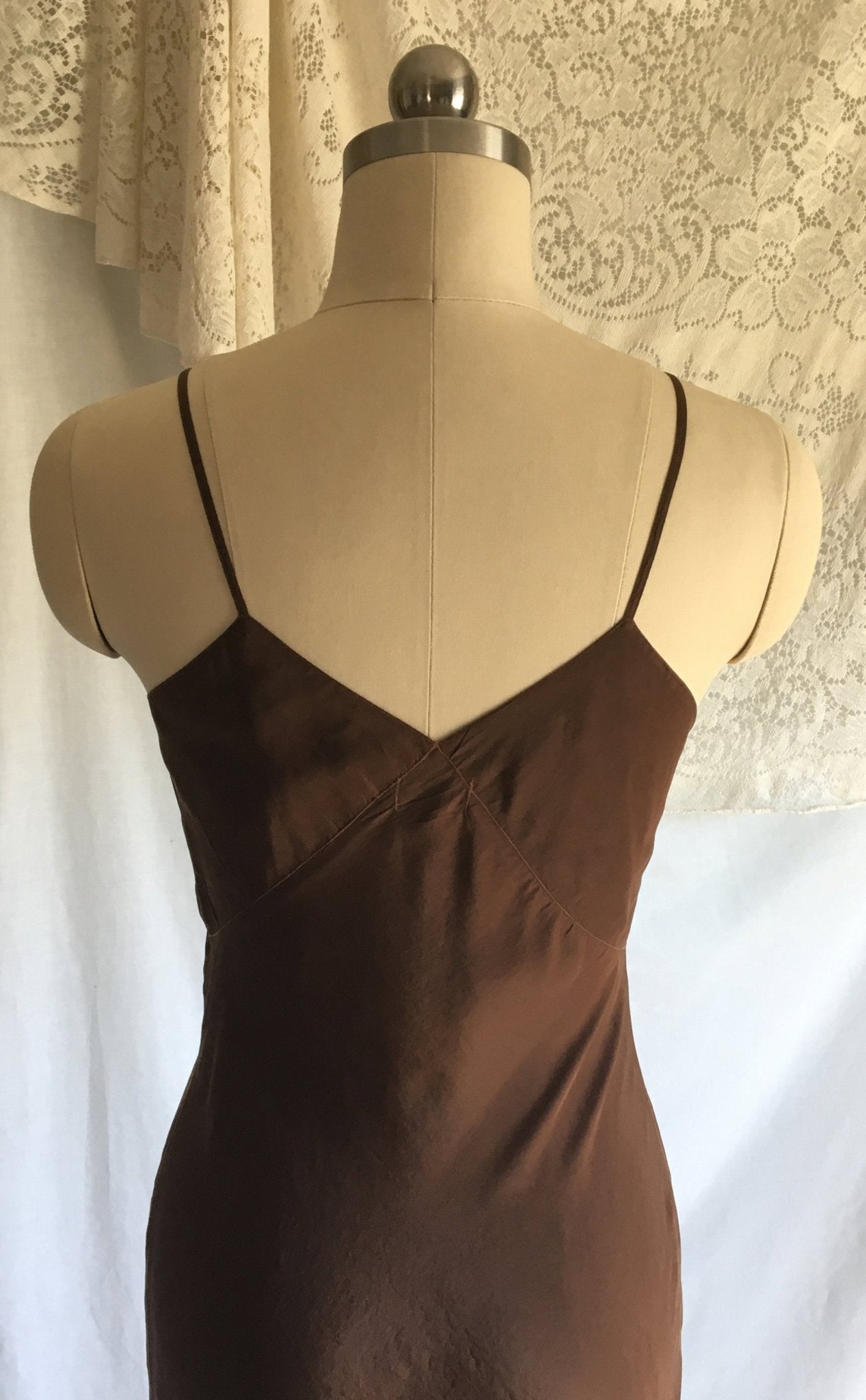 Vintage 1930's Slip | Mocha Brown Silk Crepe de Chine with Bias Cut | Barbizon | Size XS, Petite - Daggers & Dames