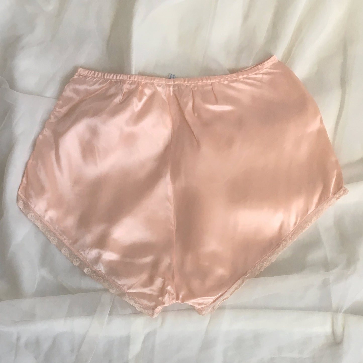 Vintage 1930's Tap Pants | Pink Rayon Satin with Lace & Button Up Hip | Treasures of Paris | Size XS - Daggers & Dames