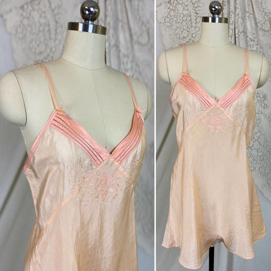 Vintage 1930's Teddy Chemise | Pale Peachy Pink Silk with Satin Trim & Floral Embroidery | Size M, LG - Daggers & Dames