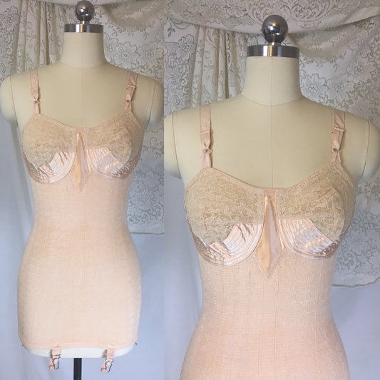 Vintage 1940's All in One Girdle | Peach Argyle Rayon Blend with Floral Lace & Satin Bullet Cups | Size 34 C, 36 B, 32 D - Daggers & Dames