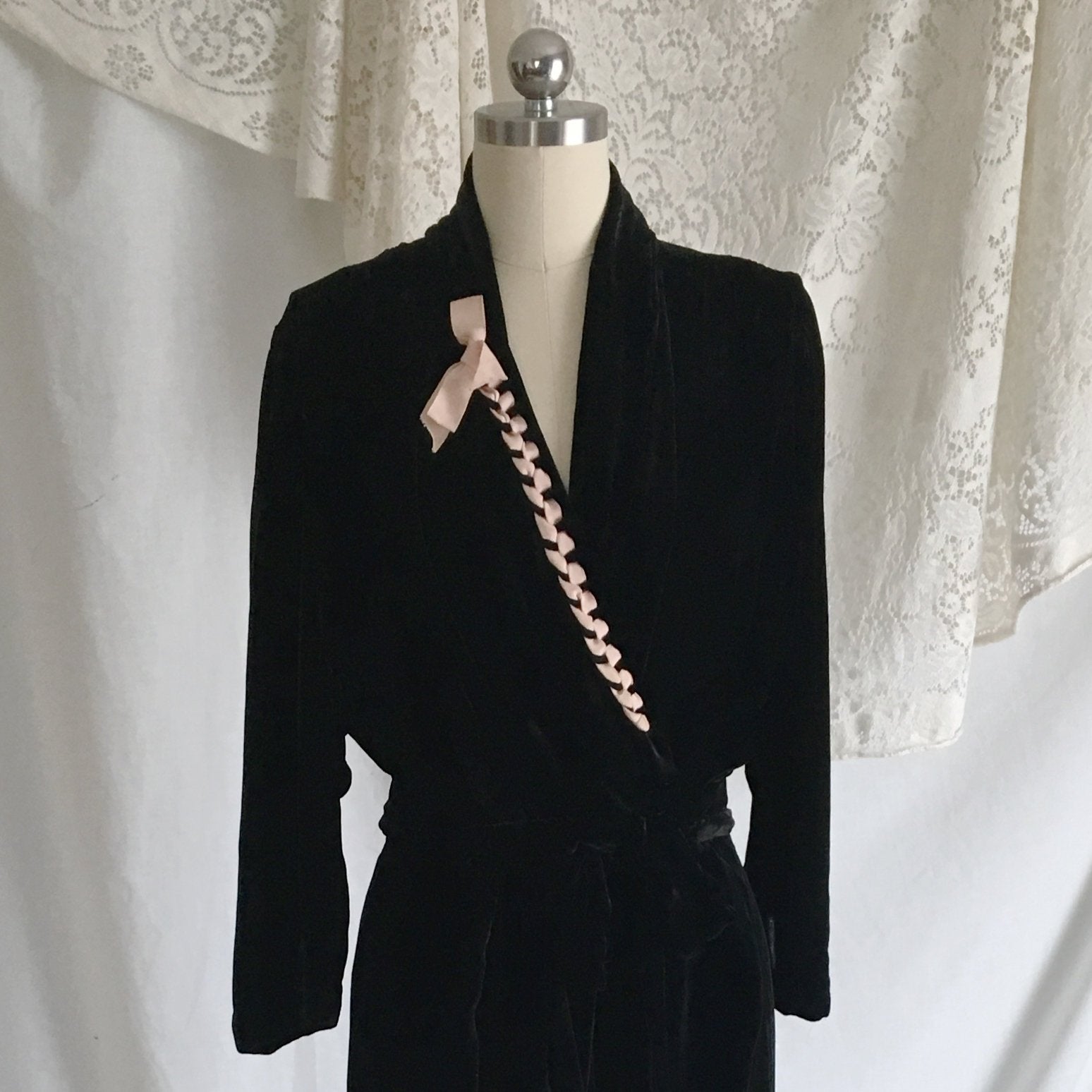 Vintage 1940's Dressing Gown | Black Silk Velvet with Powder Pink Ribbon | Bias Cut Step In Robe | Size S, M, LG - Daggers & Dames