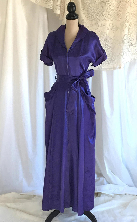 Vintage 1940's Dressing Gown | Cobalt Blue Damask Rayon Satin with Violet Patina | Mode O Day | Boho Maxi Dress | Size S - Daggers & Dames