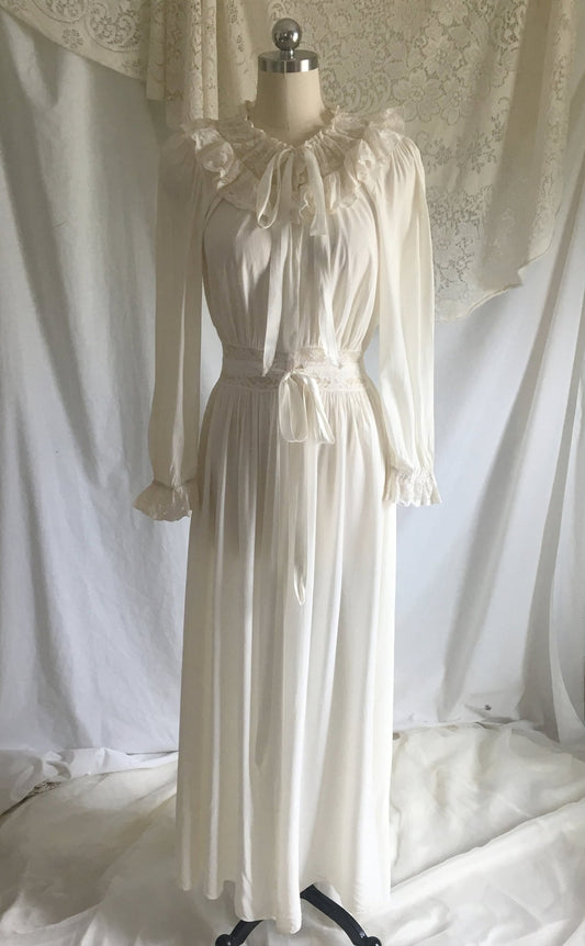 Vintage 1940's Dressing Gown Robe | White Rayon with Lace & Ruffles | Radcliffe Lingerie | Size XS, S - Daggers & Dames