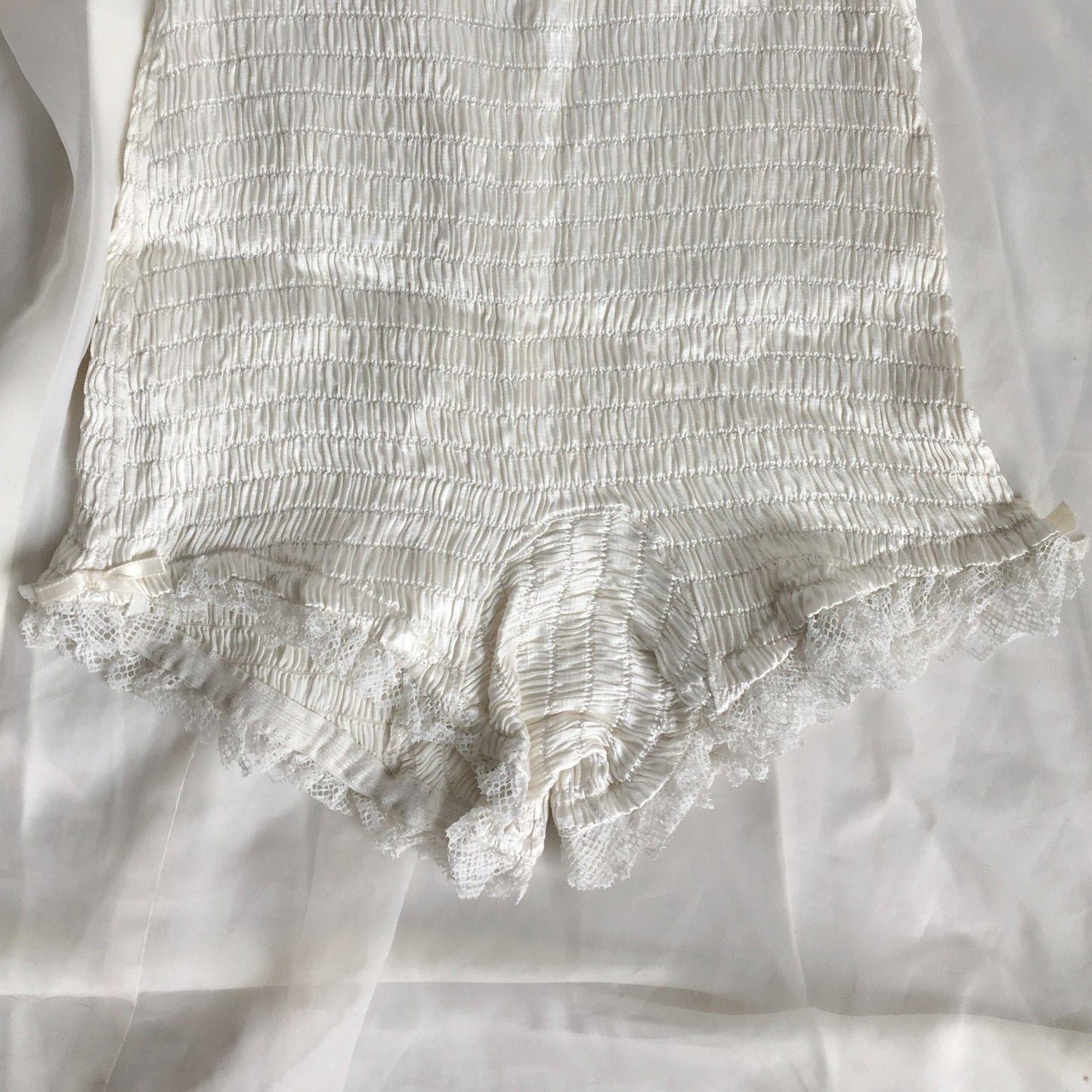 Vintage 1940's Girdle Panties | Ruched White Rayon Satin with Cotton Lace & Bows | Mabs Bitsies | Size XXS, XS - Daggers & Dames