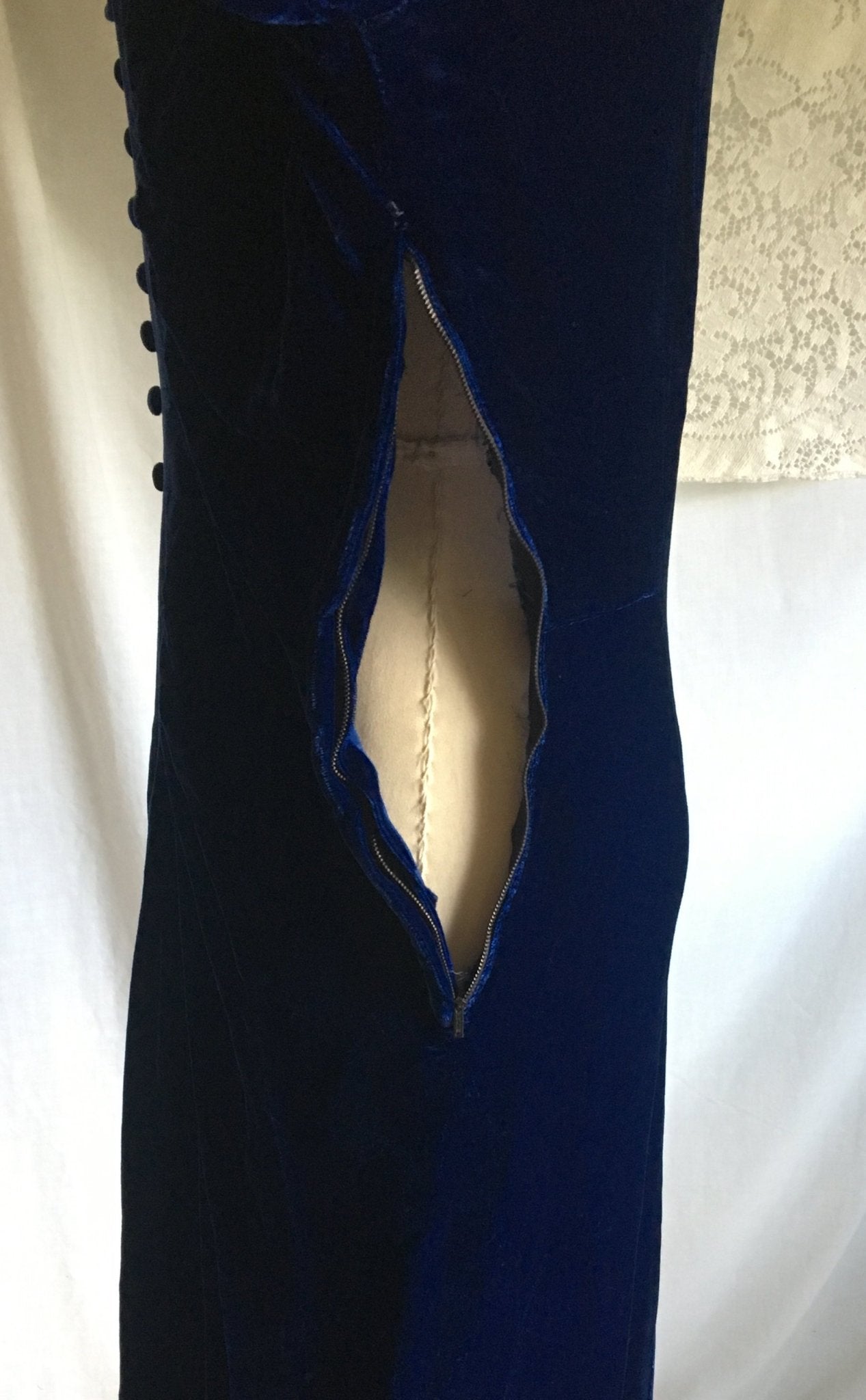 Vintage 1940's Hostess Dress | Cobalt Blue Silk Velvet with Faux Buttons | Size S, M - Daggers & Dames