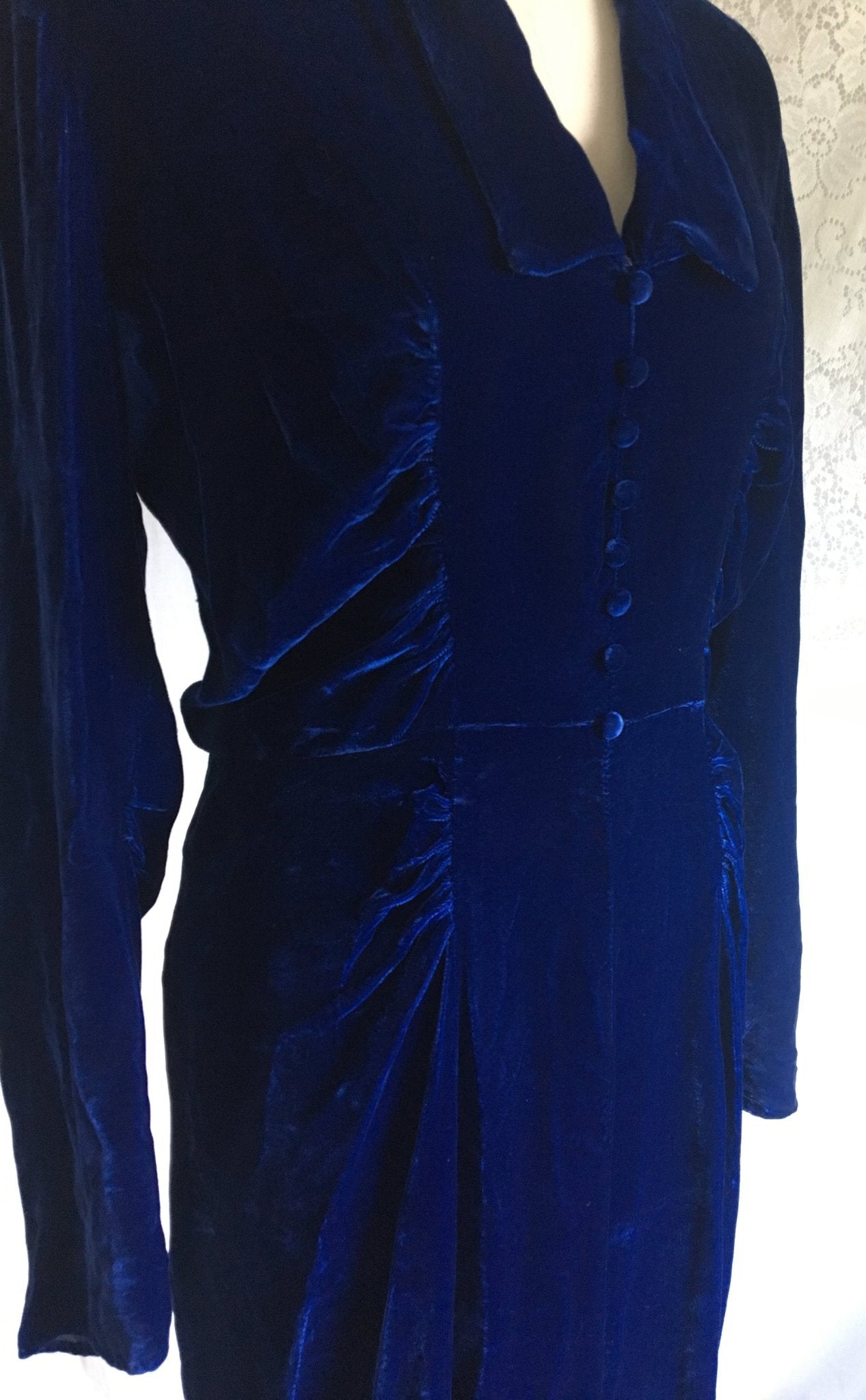 Vintage 1940's Hostess Dress | Cobalt Blue Silk Velvet with Faux Buttons | Size S, M - Daggers & Dames