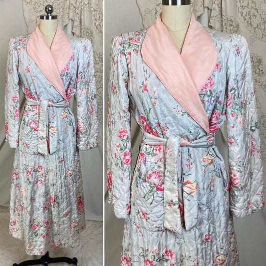 Vintage 1940's Housecoat Robe | White Rayon Taffeta with Floral Print & Powder Pink Lining | Size XS, S - Daggers & Dames