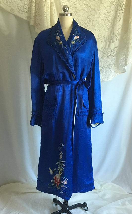 Vintage 1940's Japanese Robe | Cobalt Blue Silk with Floral Embroidery & Ruffled Edges | Japanese Dressing Gown | Size M, LG - Daggers & Dames