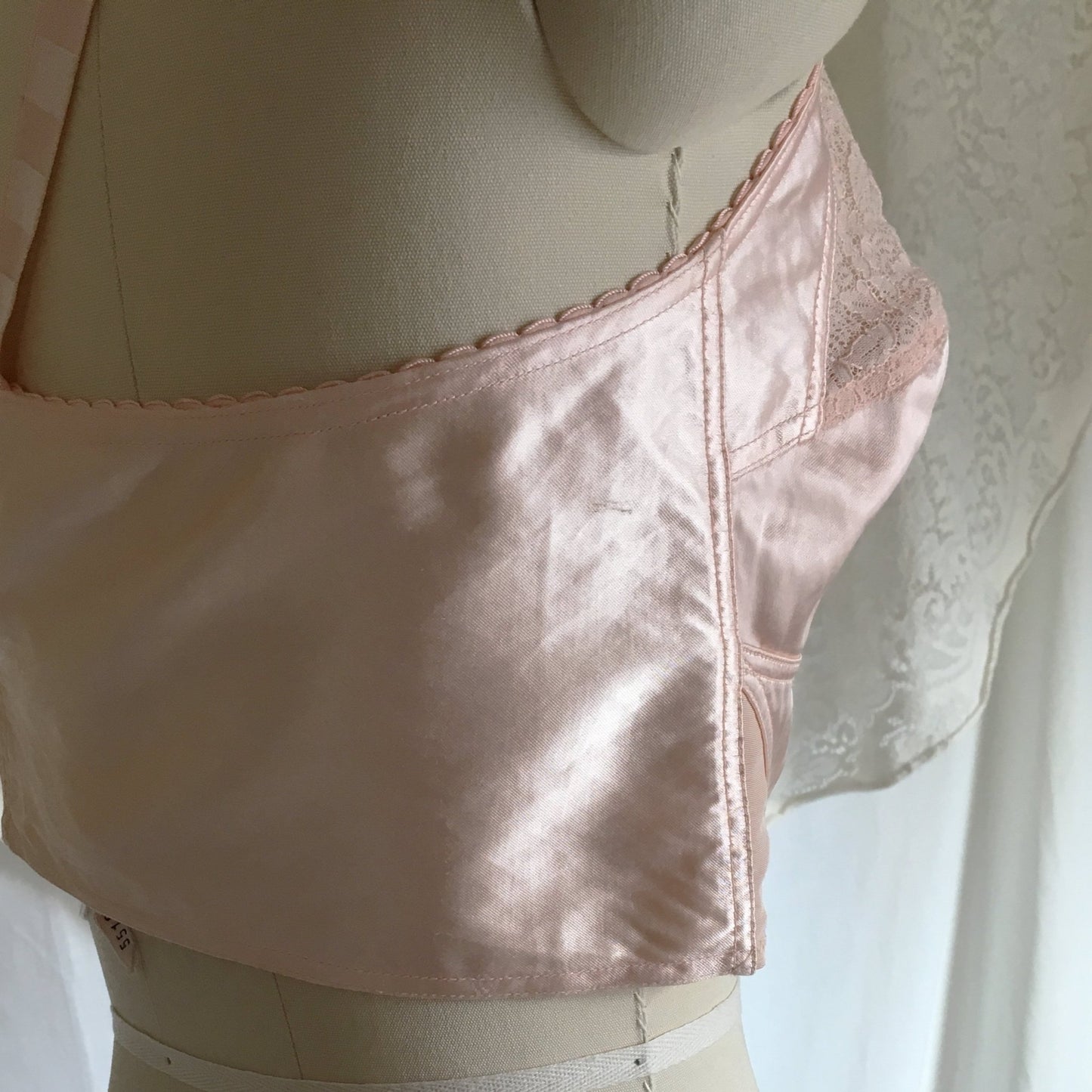 Vintage 1940's Longline Bra | Bubblegum Pink Satin & Lace with Bullet Cups | Bellavita | Size 38 B, 36 C - Daggers & Dames