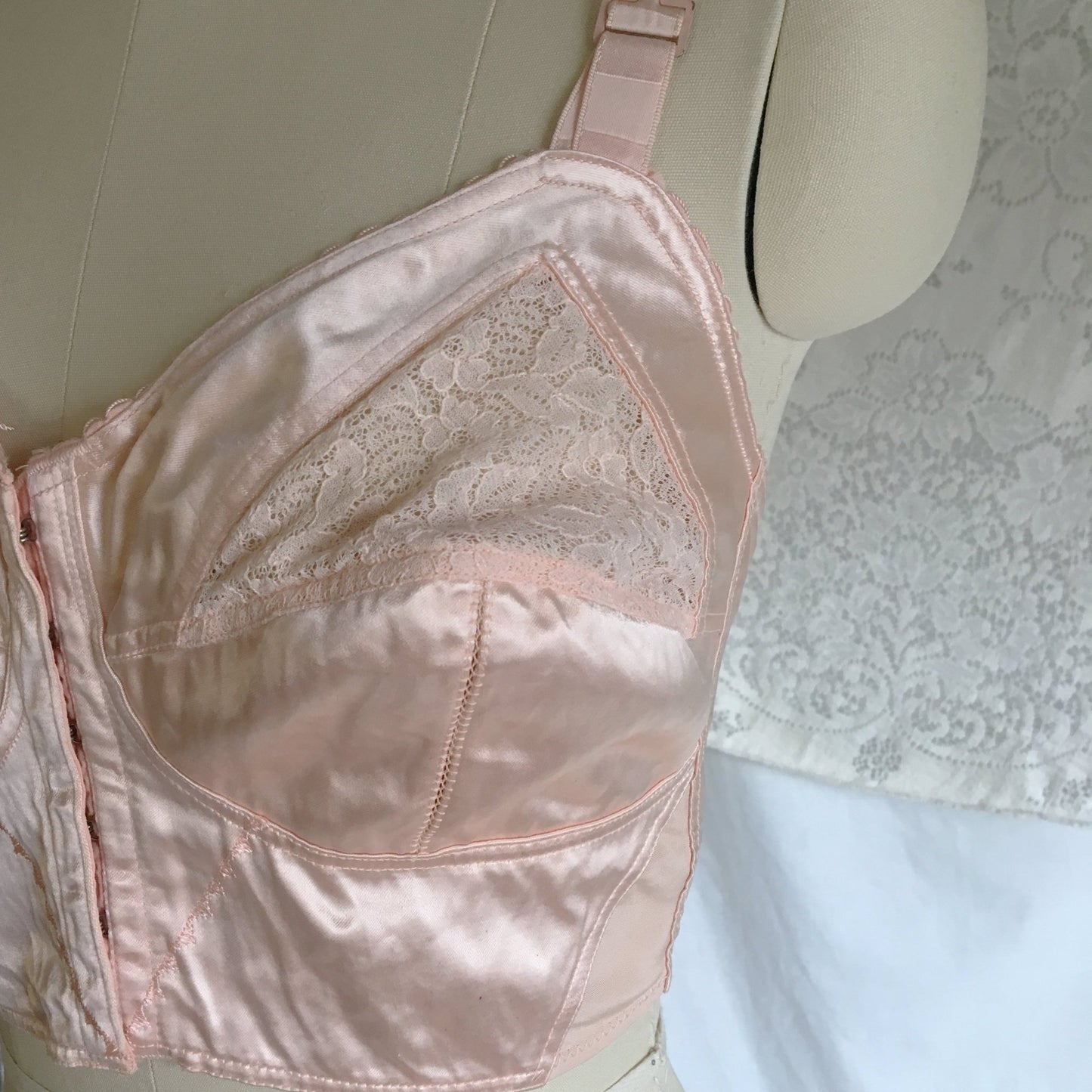 Vintage 1940's Longline Bra | Bubblegum Pink Satin & Lace with Bullet Cups | Bellavita | Size 38 B, 36 C - Daggers & Dames