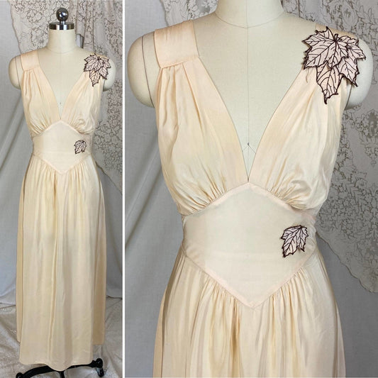 Vintage 1940's Nightgown | Buttermilk Cream Rayon with Embroidered Leaf Appliques | Size XS | Artemis - Daggers & Dames