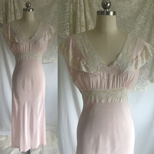 Vintage 1940's Nightgown | Pale Pink Rayon with Ivory Lace | Lady Edso | Size M - Daggers & Dames