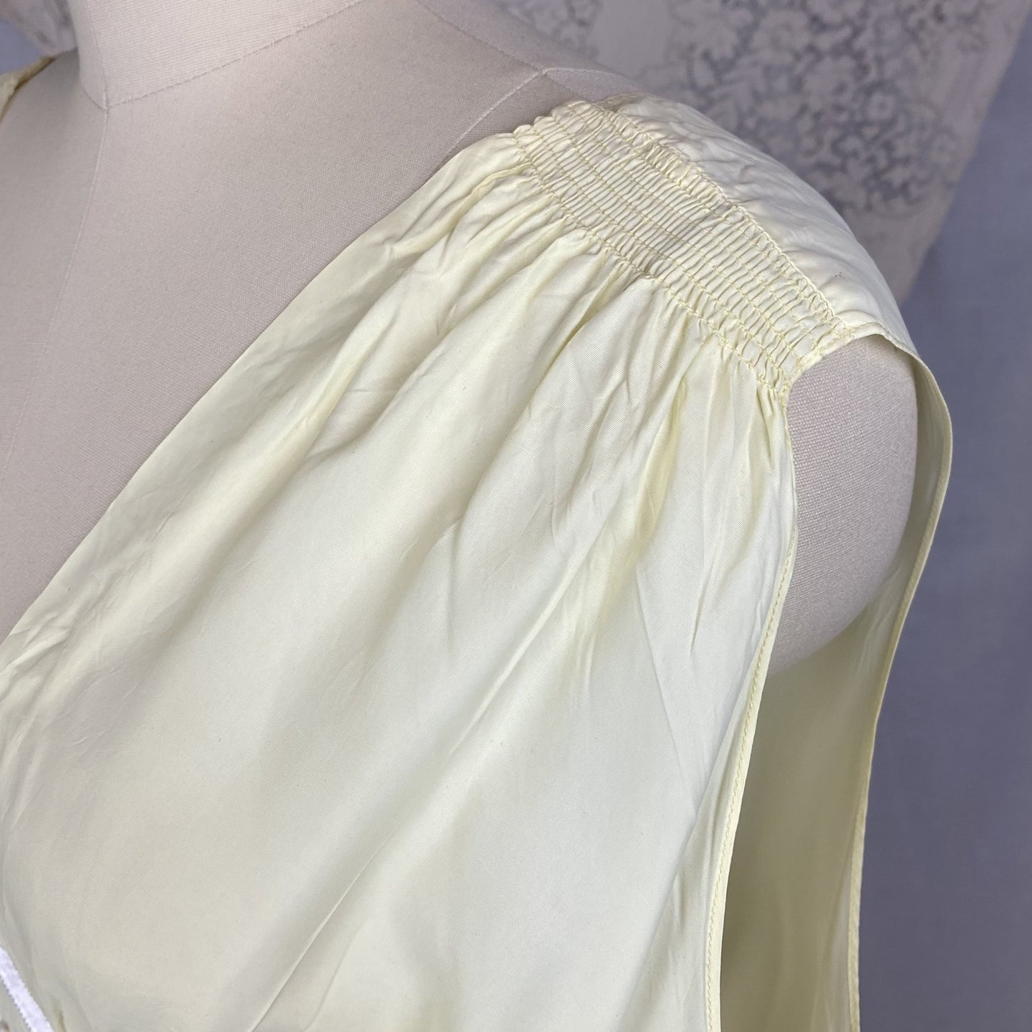 Vintage 1940's Nightgown | Pale Primrose Yellow Rayon with White Satin Ribbon Appliqué | Size LG, XL | Gracette - Daggers & Dames