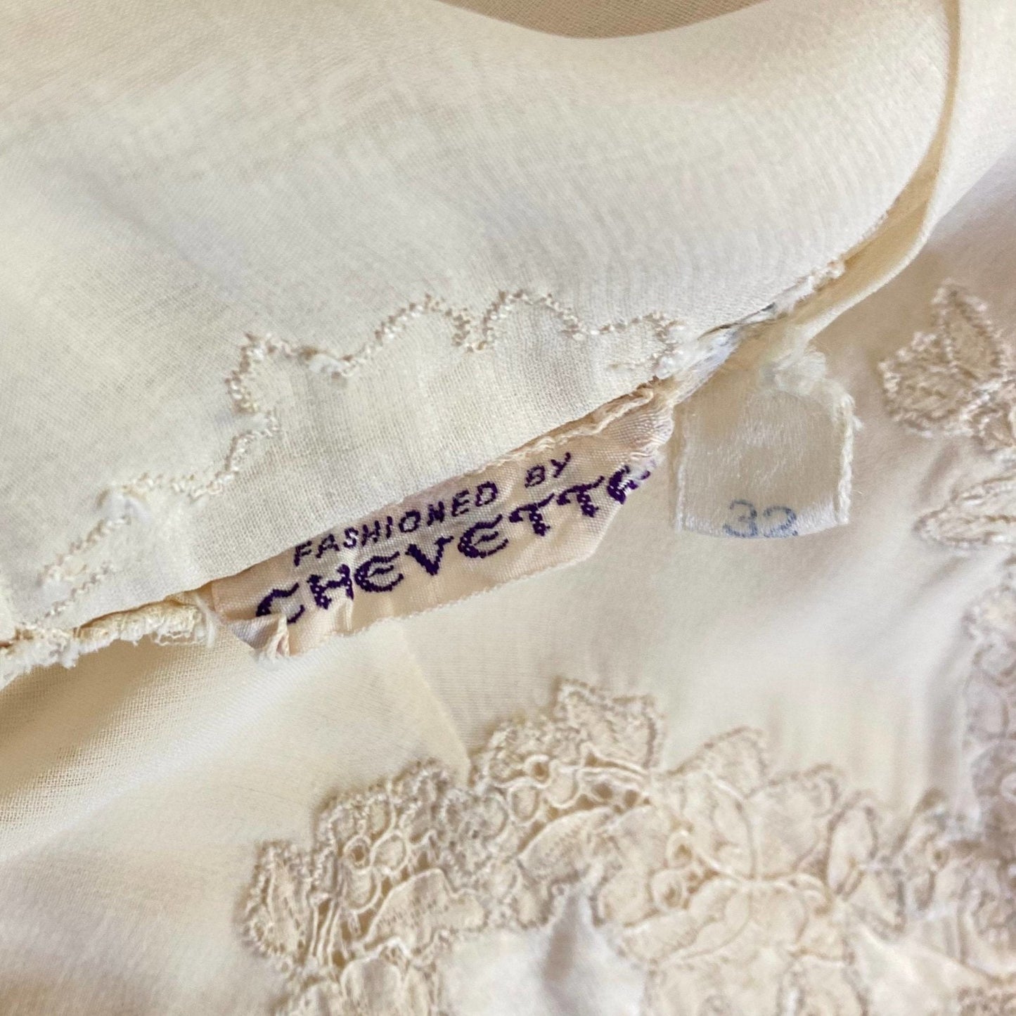 Vintage 1940's Nightgown | Pearly Ivory Silk with Chiffon & Floral Appliques | Size XS | Chevette - Daggers & Dames