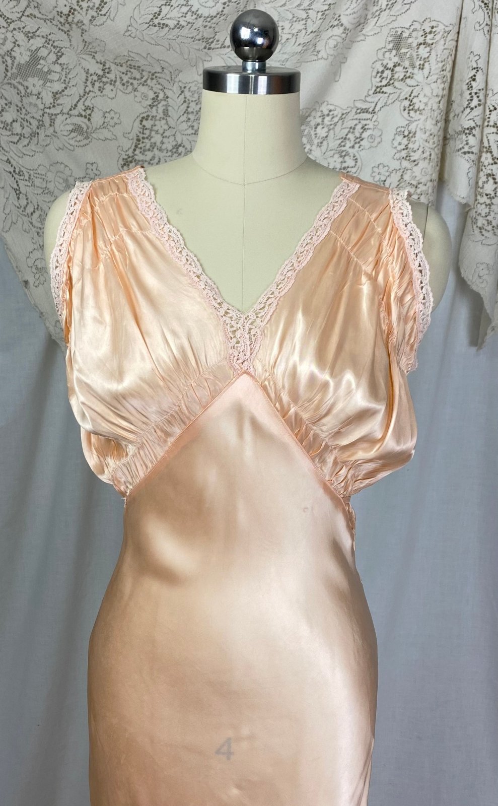 Vintage 1940's Nightgown & Peignoir Robe Set | Peach Rayon Satin with Pale Pink Cotton Lace | Size S, M - Daggers & Dames