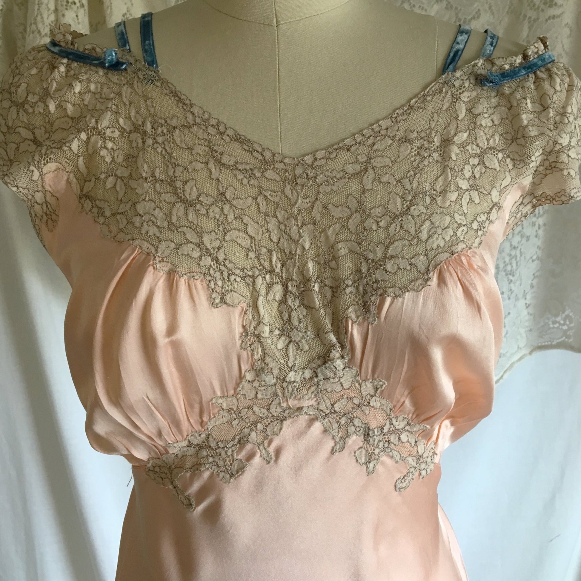 Vintage 1940's Nightgown | Rose Gold Pink Silk with Alencon Lace & Blue Velvet Straps | Miss D. Benay | Size M, LG - Daggers & Dames
