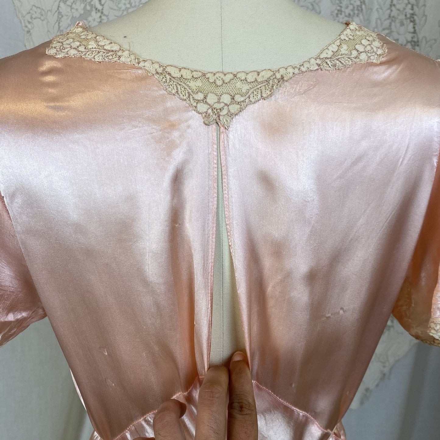 Vintage 1940's Nightgown | Rose Pink Rayon Satin with Ivory Floral Lace | Size M, LG - Daggers & Dames