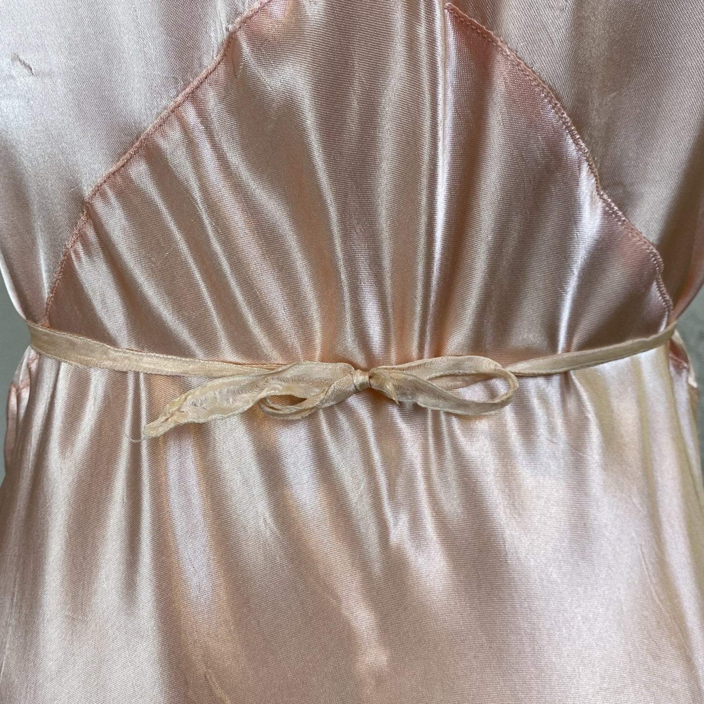 Vintage 1940's Nightgown | Rose Pink Rayon Satin with Ivory Floral Lace | Size M, LG - Daggers & Dames