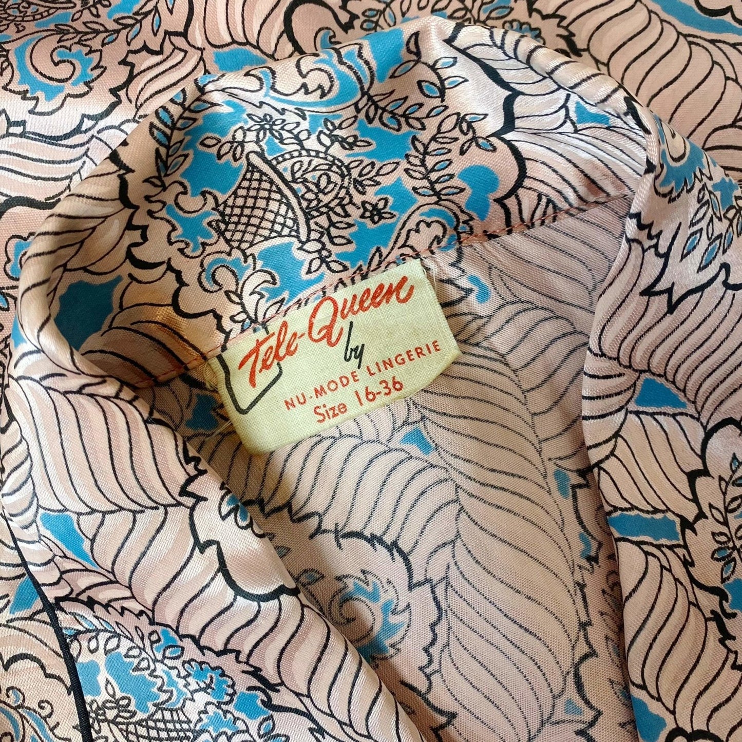 Vintage 1940's Pajama Set | Rose Gold Pink with Black & Blue Paisley Print Rayon Satin | Size S, M, LG | Tele-Queen - Daggers & Dames