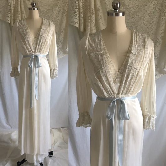 Vintage 1940's Peignoir Set | Ivory Rayon Satin with Ruffled Alençon Lace & Light Blue Ribbon | Neiman Marcus | Size M, LG - Daggers & Dames