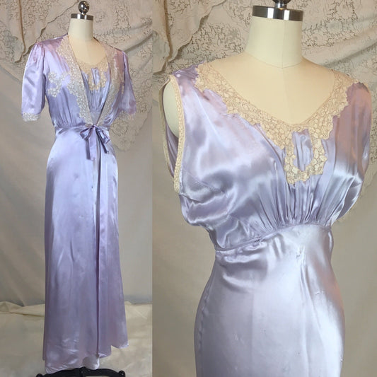 Vintage 1940's Peignoir Set | Lavender Rayon Satin with Ivory Lace | Size M, LG - Daggers & Dames