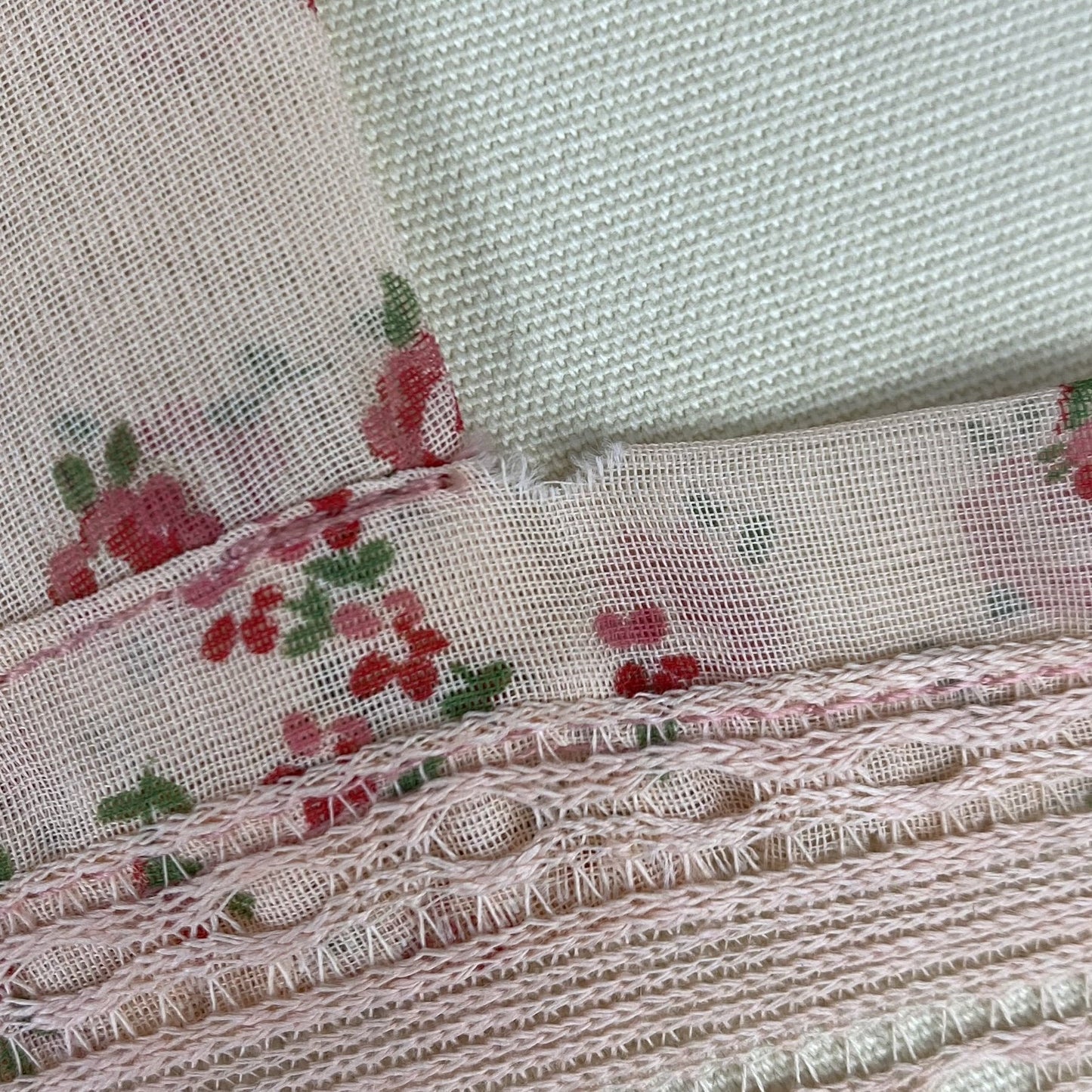 Vintage 1940's Peignoir Set | Sheer Peach Rayon Chiffon with Red Floral Print | Size 34-36 Bust, S, M | Flobert -Never Worn - Daggers & Dames