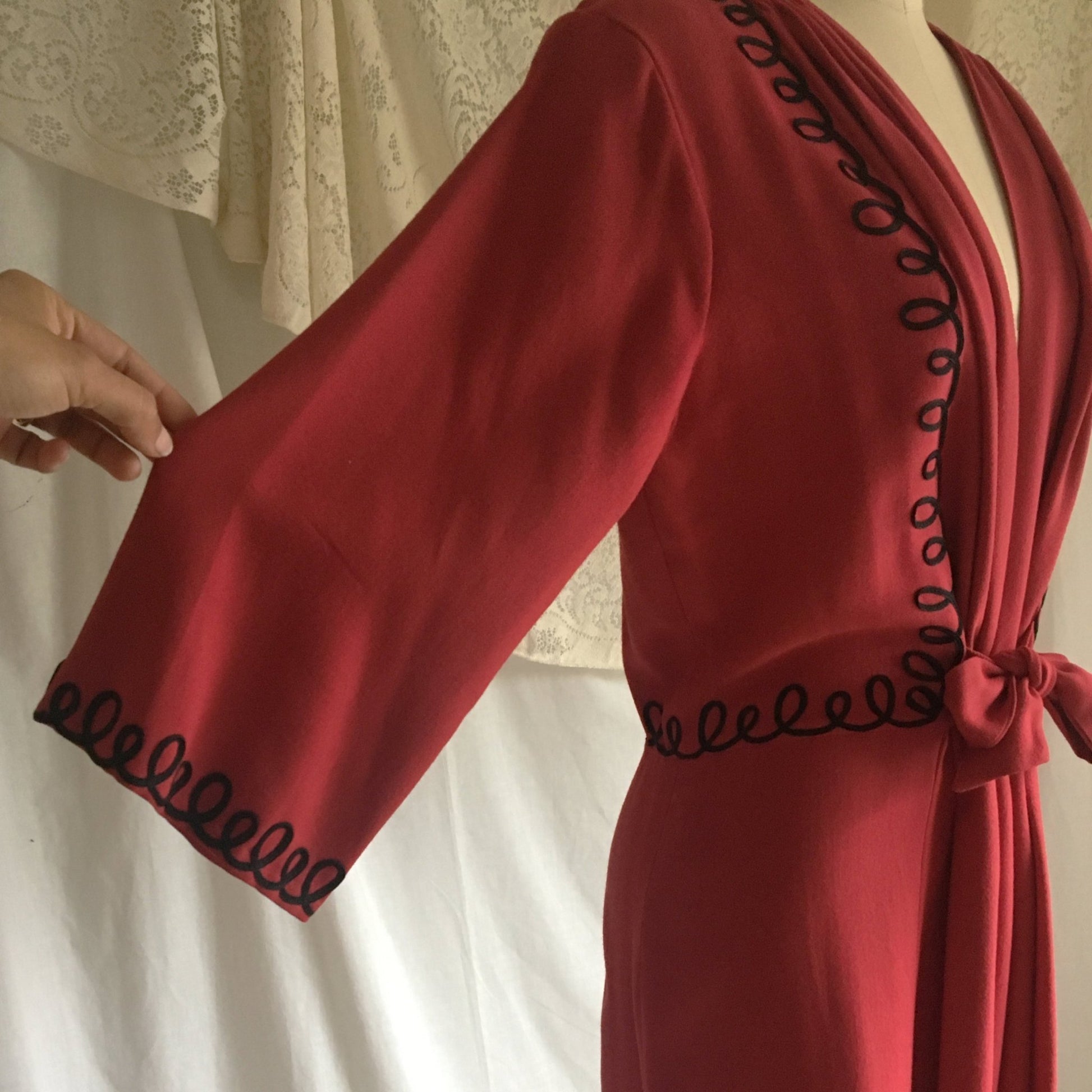 Vintage 1940's Robe | Rich Red Wool Flannel with Black Swirl Ribbon Embroidery | Neusteter's Denver | Size S, M, LG - Daggers & Dames