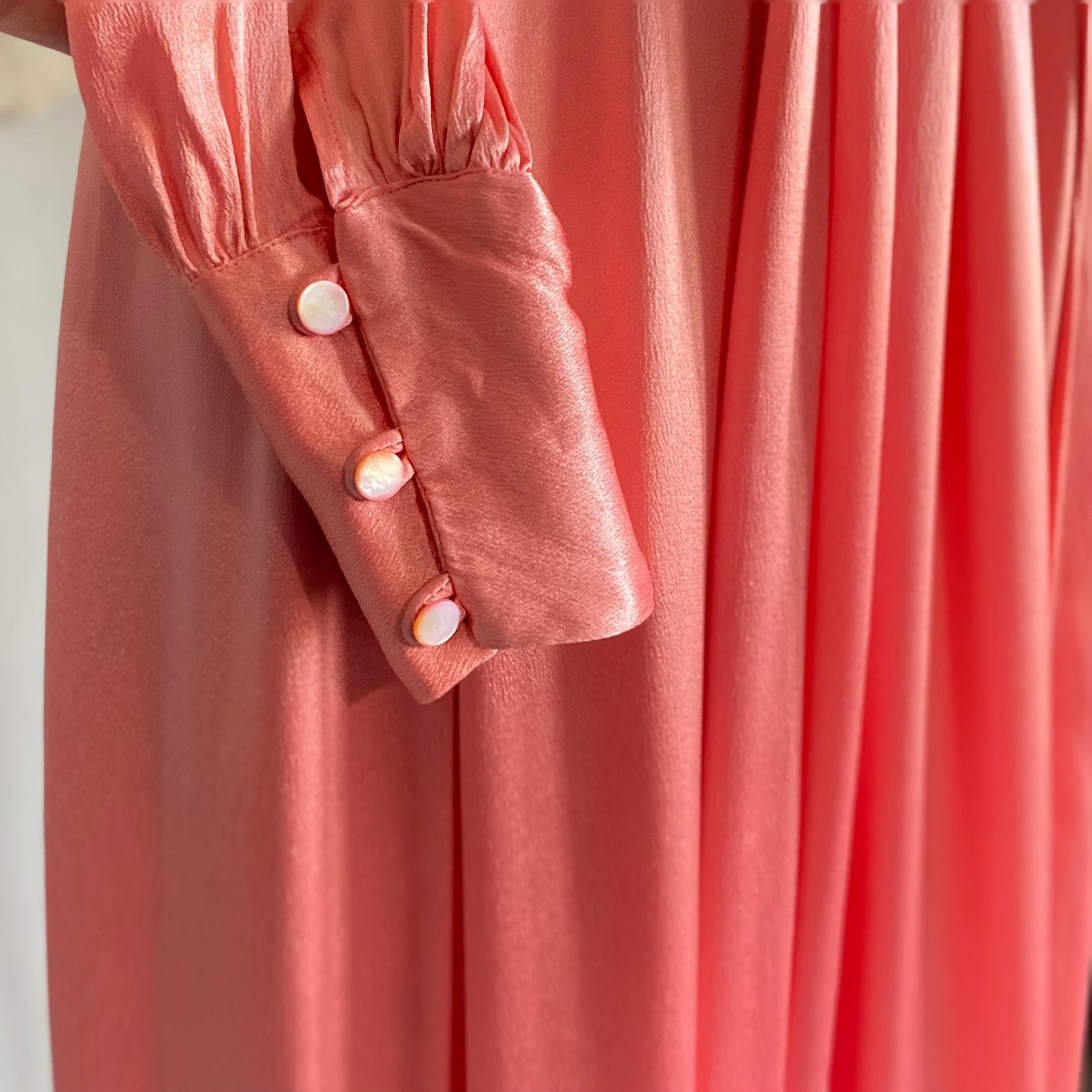 Vintage 1940's Robe | Silky Rose Pink Rayon Satin with Bishop Sleeves | Size S, M, LG | Loungee's - Daggers & Dames