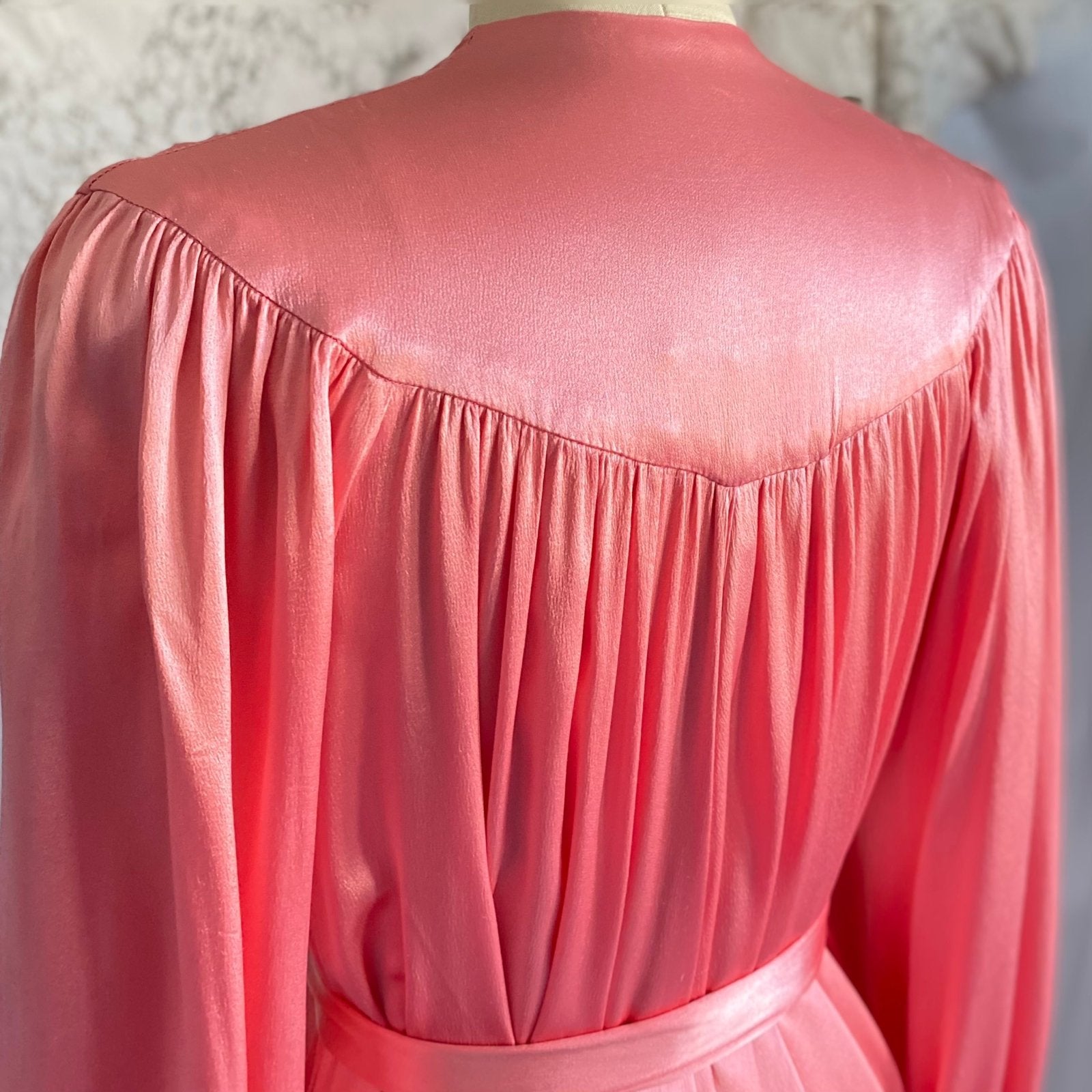 Vintage 1940's Robe | Silky Rose Pink Rayon Satin with Bishop Sleeves | Size S, M, LG | Loungee's - Daggers & Dames