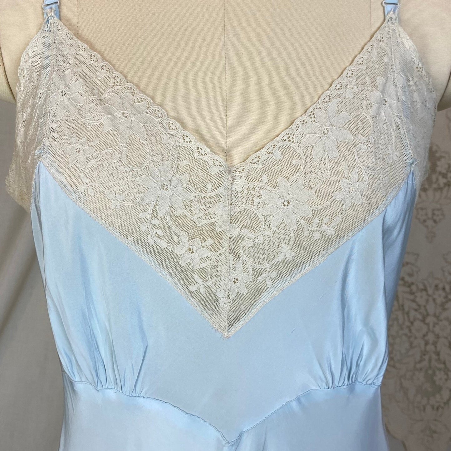 Vintage 1940's Slip | Creamy Pastel Blue Rayon with Ivory Cotton Lace | Size S, M | Superfit - Daggers & Dames