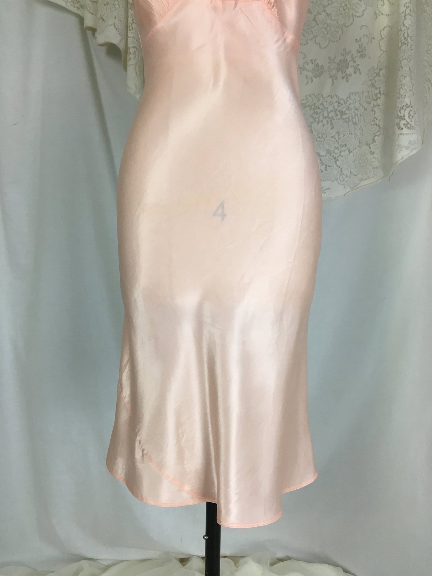 Vintage 1940's Slip | Size XS | Light Rose Pink Silky Rayon Satin with Entredeux Stitching | Movie Star - Daggers & Dames