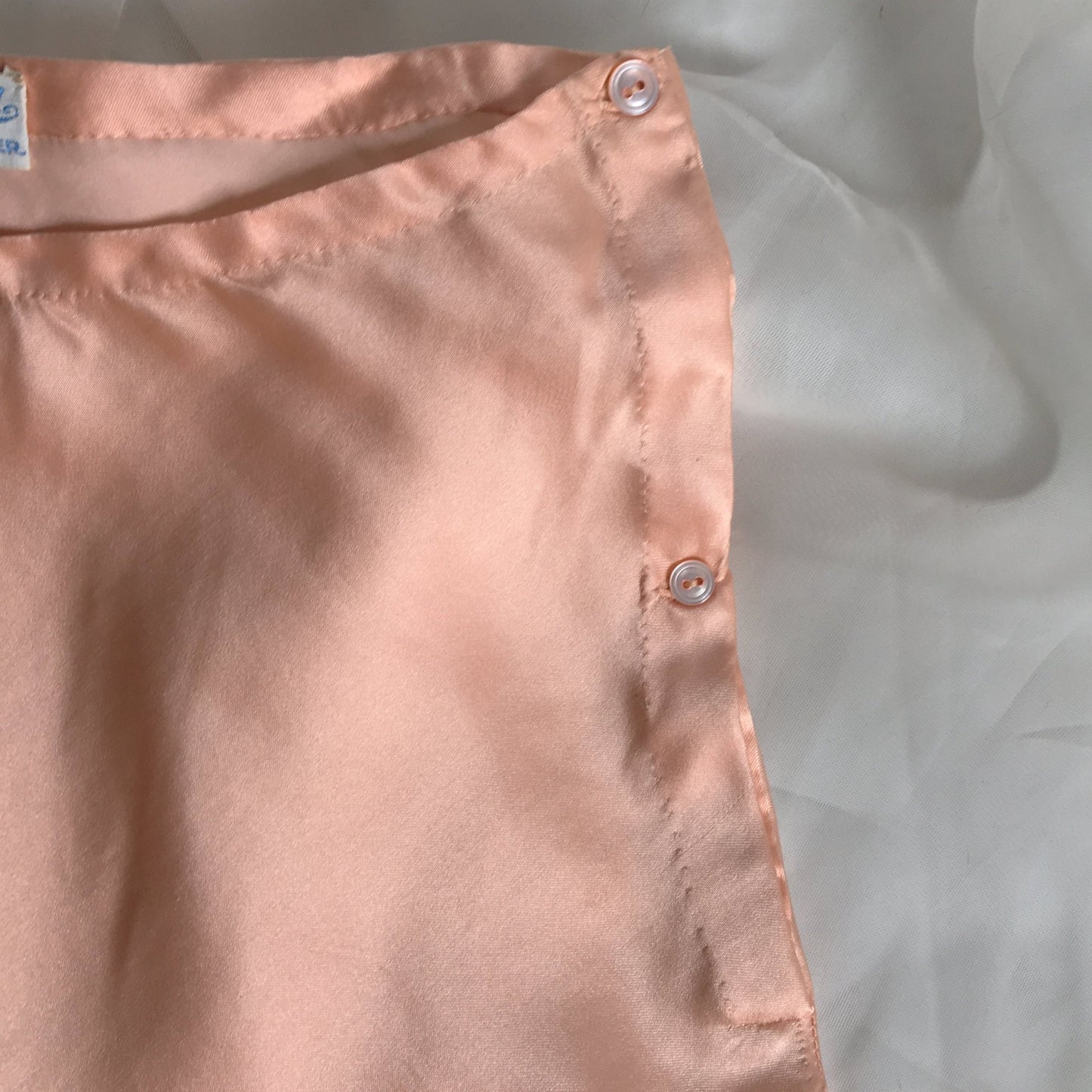 Vintage 1940's Tap Pants | Rose Gold Pink Silk with Lace Appliques & Embroidery | Bonwit Teller | Size S - Daggers & Dames
