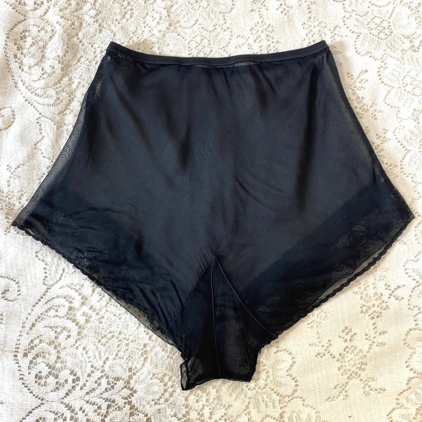 Vintage 1940's Tap Pants | Sheer Black Rayon Chiffon with Lace & Satin Ribbon Bows| Size XS Never Worn - Daggers & Dames