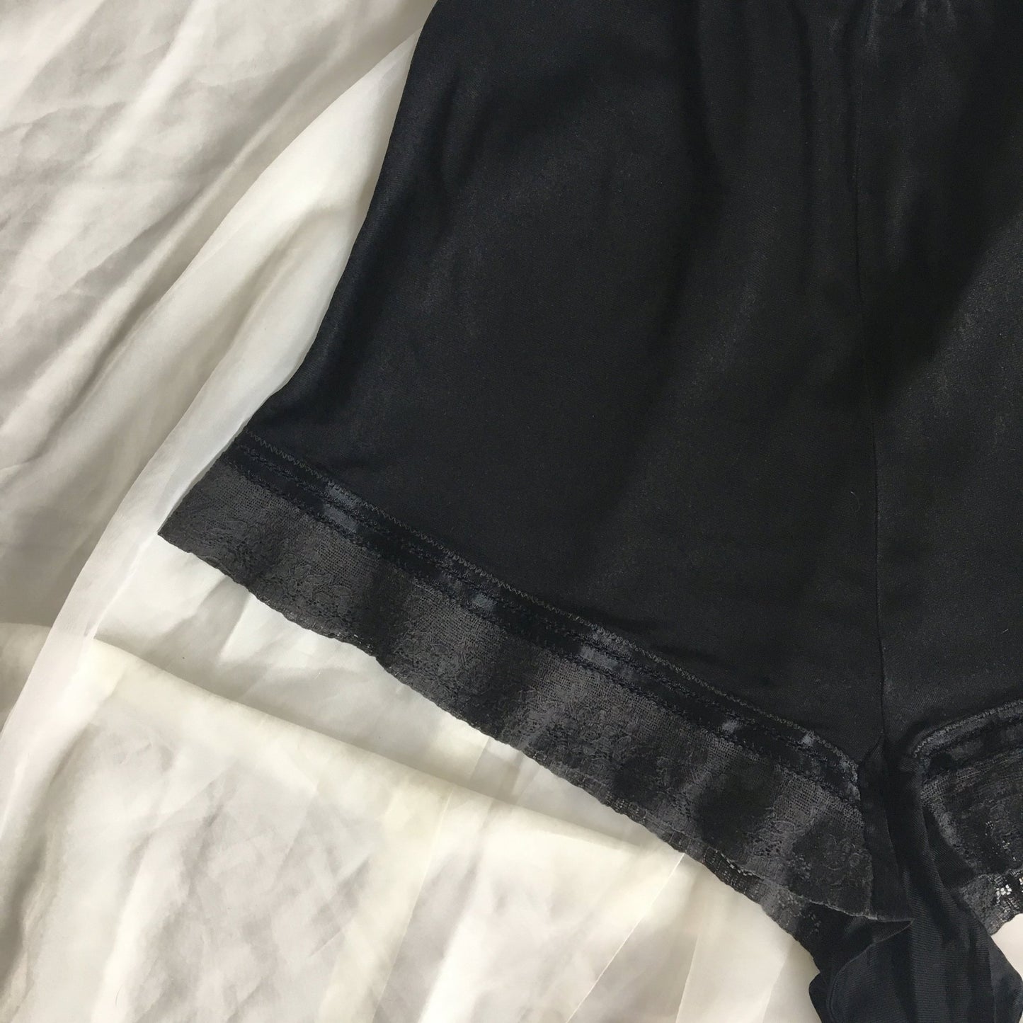 Vintage 1940's Tap Pants | Silky Black Rayon with Satin Ribbon and Lace | Carter's | Size M, LG - Daggers & Dames