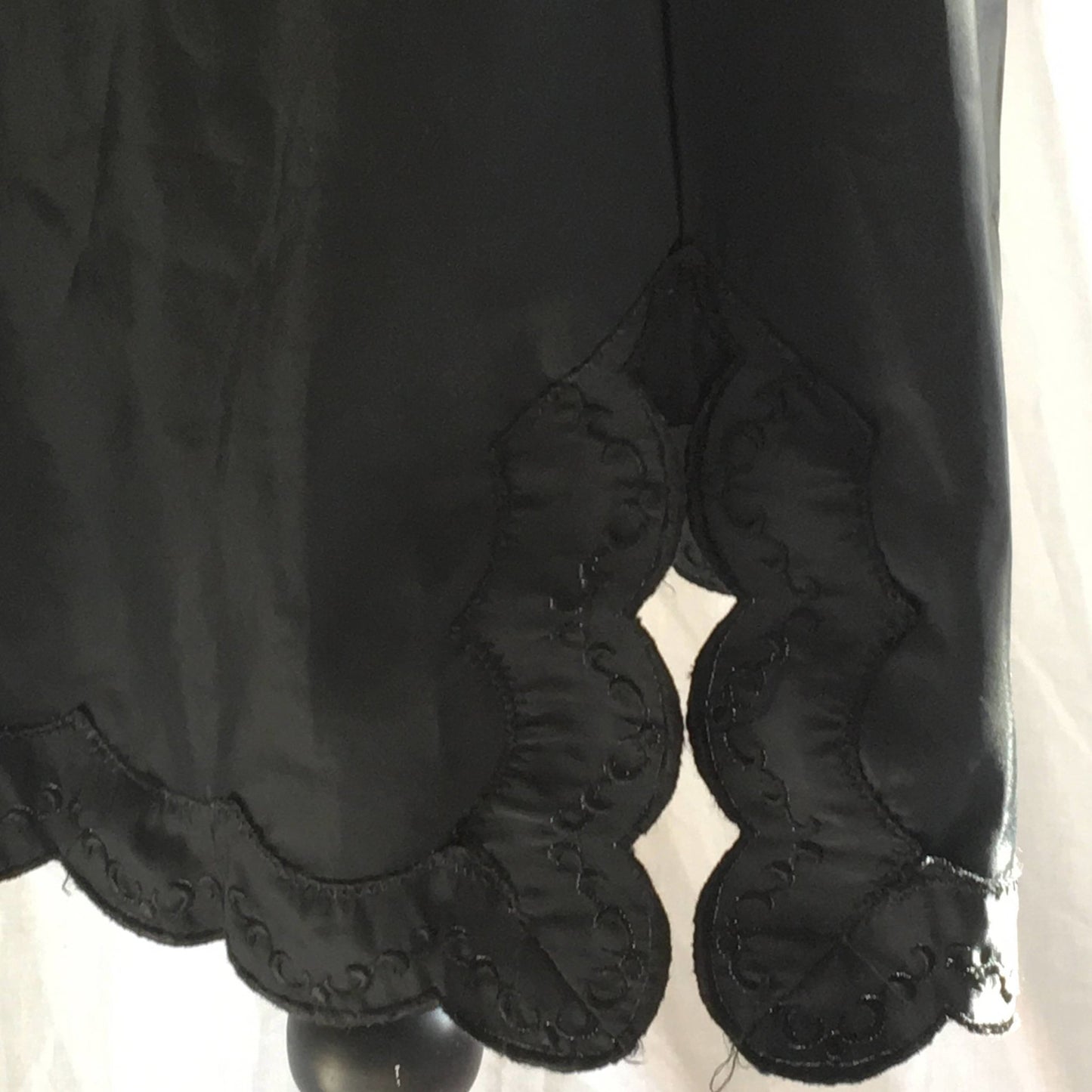 Vintage 1950s Black Slip by Gaymode - Daggers & Dames