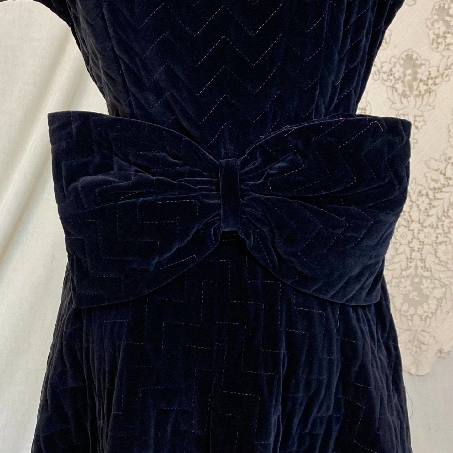 Vintage 1950's Dress | Black Quilted Velvet with Orange Taffeta Lining | Size XXS, XS | Natlynne - Daggers & Dames