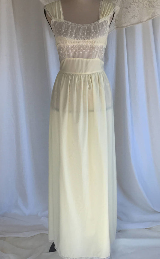 Vintage 1950's Nightgown | Pale Yellow Nylon & White Embroidered Lace Chiffon | Empire Waist Lingerie | Size S - M - Daggers & Dames